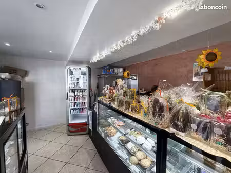 murs commerciaux 46 m² pierrefeu-du-var