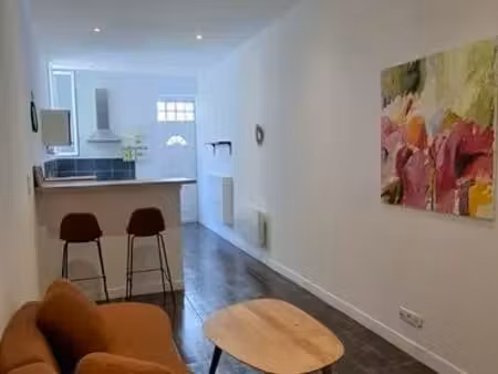 t2 meublé 44 m² – marseille 6e vauban – calme & lumineux