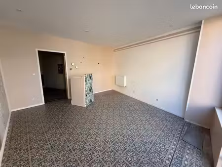 local commercial 30 m²