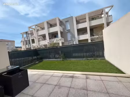 appartement t2 avec jardin – résidence terra uva – le castellet