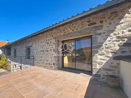 maison de campagne en pierres