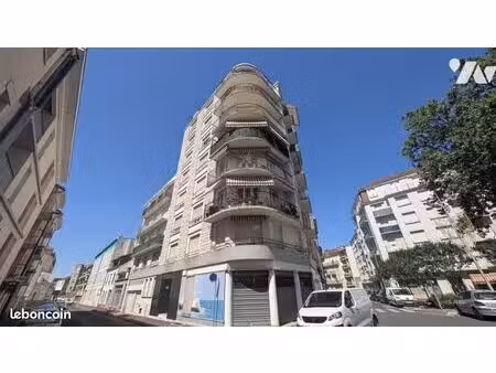 appartement 2 pièces 53 m²