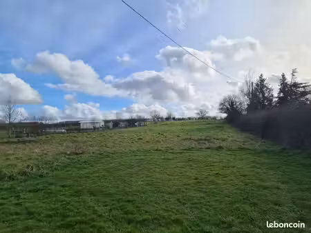 terrain 1 547 m² lusigny