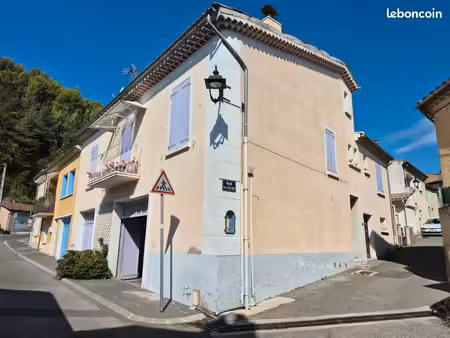 maison de village