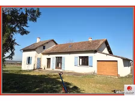 maison 8 pièces 148 m²