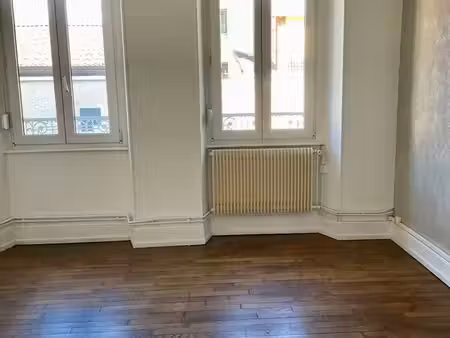 appartement 2 pièces 55 m²