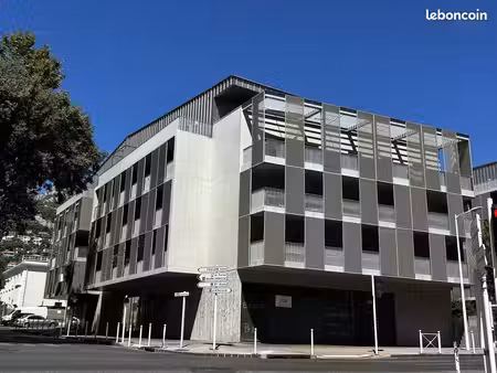 local commercial 154 m²