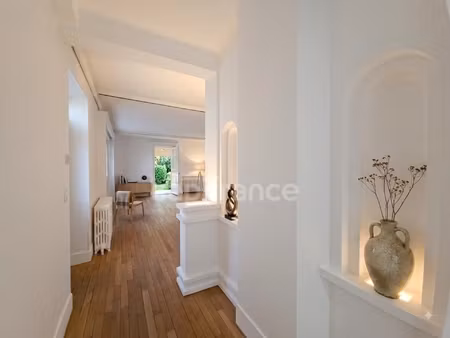 appartement avec terrasse et parking sécurisé
