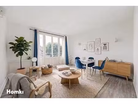 appartement t3 lumineux de 59 m² à montreuil  rue yves farge