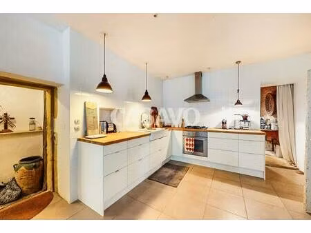 vente maison 5 pièces de 170m² - 30700 baron