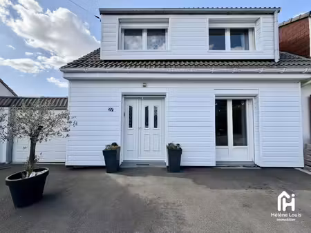 maison semi-individuelle 94m²-4 chambres-jardin-garage-cave-cité