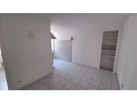 appartement flassans sur issole 2 pièce(s) 29.61m²