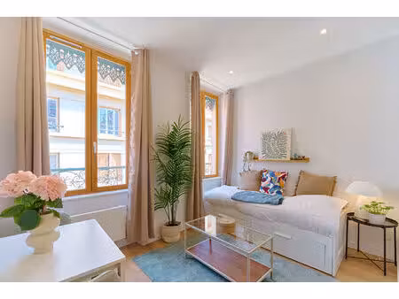 studio meuble