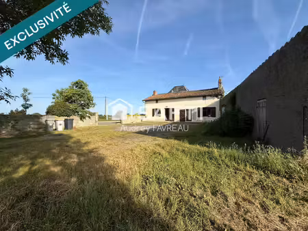 maison en pierre - 142m2 - dépendances - jardin