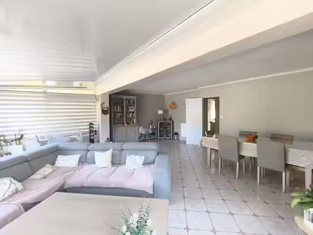 maison plain-pied 3 chambres et triple garage