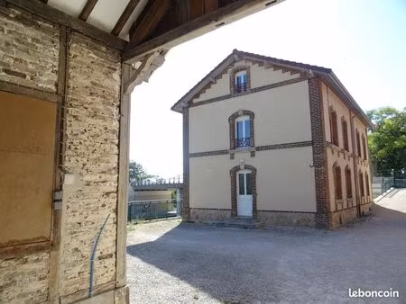 location maison 85 m² 3 pièces