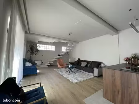 maison 6 pièces 115 m²