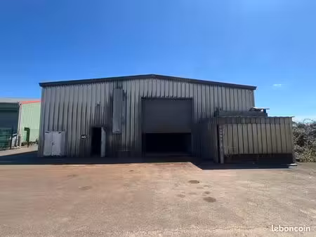 inconnu 2 pièces 400 m²