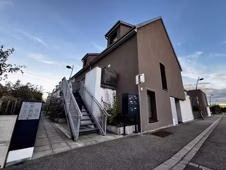 5a rue des fleurs - 67203 oberschaeffolsheim duplex 4 pièces 8