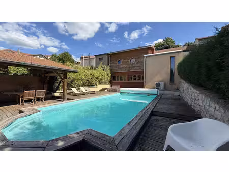 vente maison 9 pièces 287 m² à saint-etienne (42000)  450 000 €