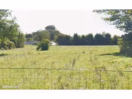 terrain 3 200 m² le mung