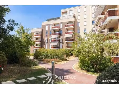 appartement 2 pièces 52 m²