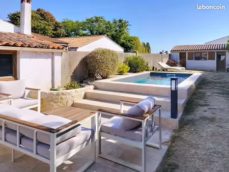 maison saint-xandre  jardin sans vis-à-vis  piscine et dépendance
