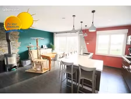 maison 6 pièces 105 m²