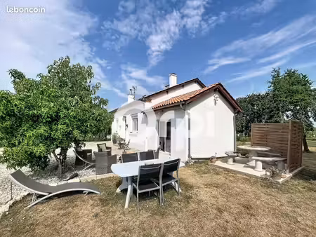 maison 3 pièces 132 m²
