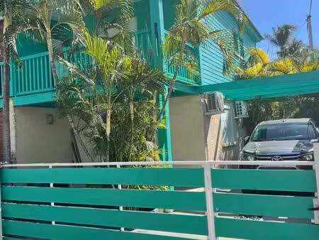 maison mitoyenne - 70 m du lagon