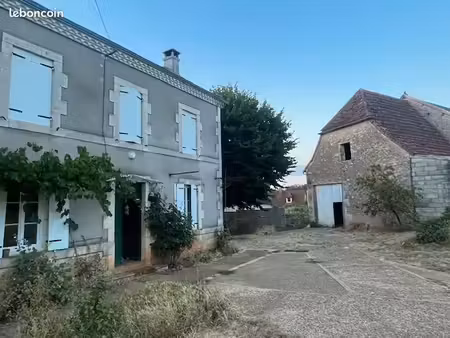 maison de campagne avec grange