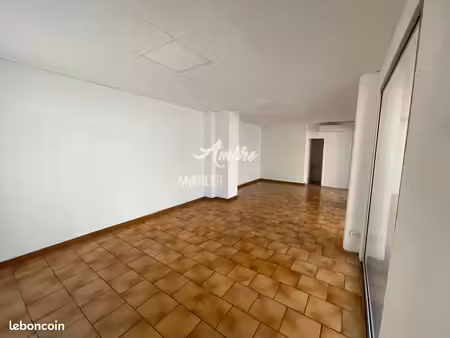 local commercial 36 m² romans-sur-isère