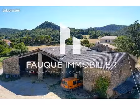 propriété 7 pièces 140 m²