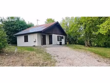 maison ossature bois plain-pied – grand terrain arboré – charnay (25) – 165 000
