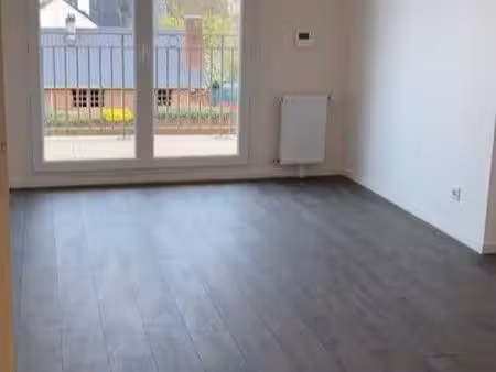 location appartement t3 63m2 saint prix +2 places parking (résidence récente 2024)