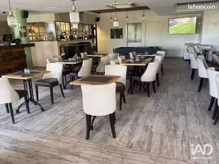 restaurant 465 m² cergy