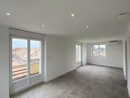 location appart t3 75m2 garage double balcon entièrement refait à neuf