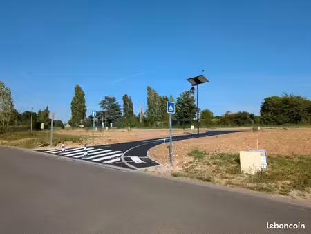 terrain 472 m² mezieres en drouais