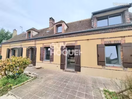 longère 5 pièces 139 m²