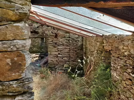 terrain de loisirs 12 218 m² avec ancienne clède en pierre – saint-andré-de-valborgne