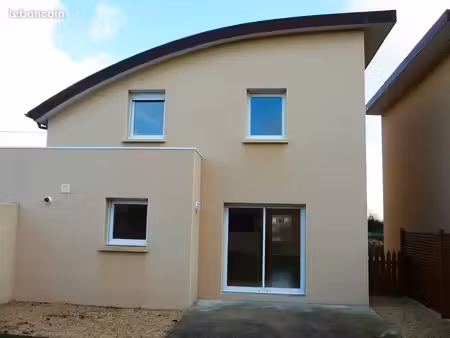 gouesnou - maison de 90 m² - 3 chambres