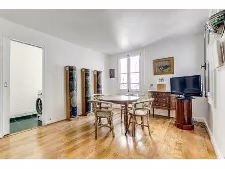 appartement de 3 pièces de luxe en location à saint-germain  odéon  monnaie  paris  île-de