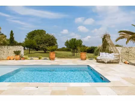 propriété à la rénovation exceptionnelle mêlant charme et confort