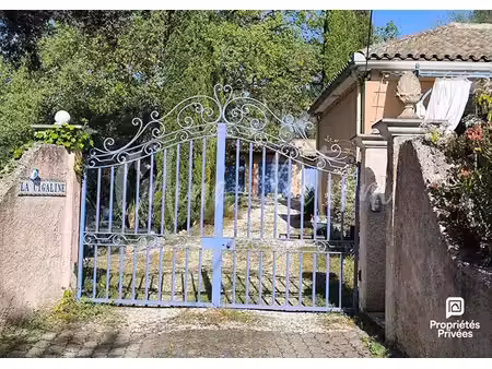 exclusivité ? maison 98 m² + 2 dépendances t2 & studio ? terrain 3 200 m² ? piscine