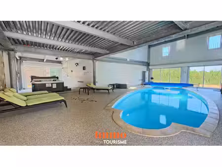 maison d'hôtes et gîtes avec piscine intérieure zoo de