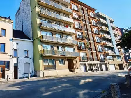 appartement à louer avec terrasse et 1 chambre   braine-le-comte (vbe55347)