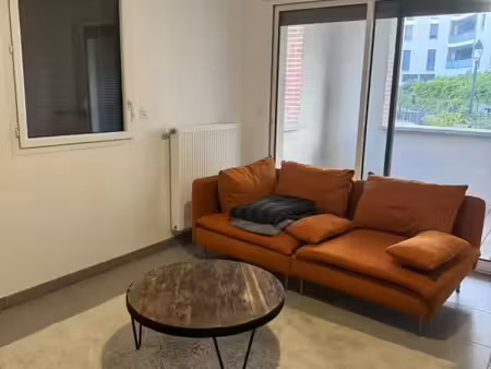 location : appartement de 2 pièces de 43m² à castanet tolosan
