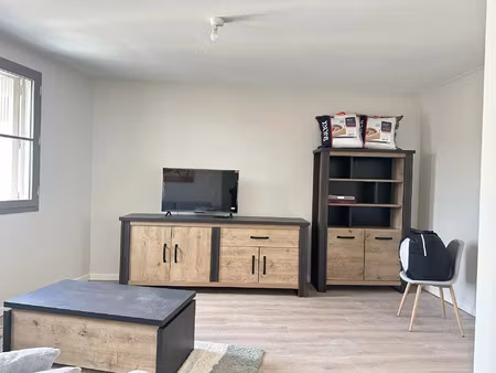 location appartement 2 pièces 54 m2 à salon-de-provence
