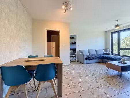 limite stembert : appartement 3 chambres de 70 m² !