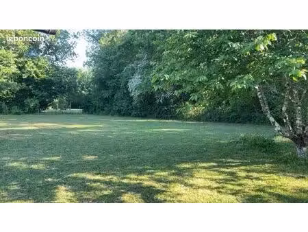 terrain constructible 600 m2